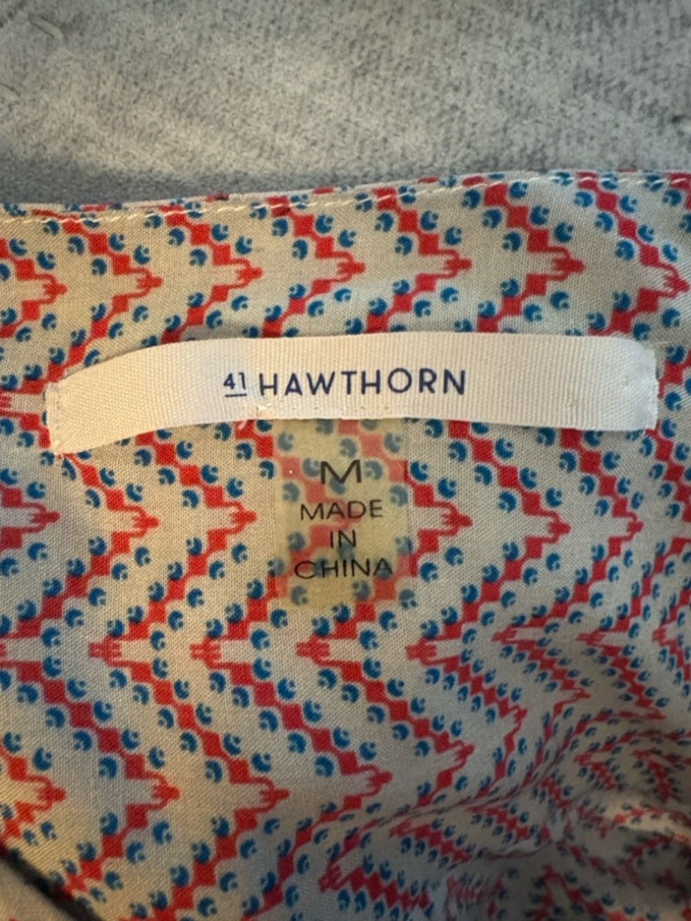 41 Hawthorne Stitch Chevron Red & Blue Roll Tab Blouse M Boho - Picture 8 of 8